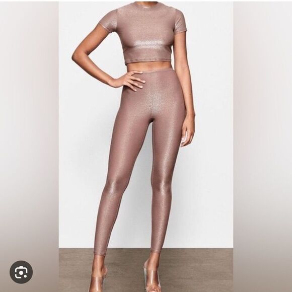 Skims Shimmer Leggings NWT - Picture 1 of 6
